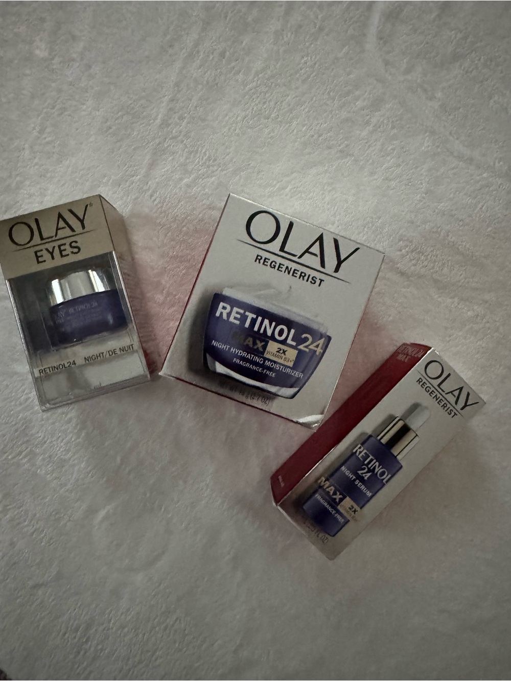 OLAY Regenerist Retinol24 Night Moisturizer & Serum plus eye  Set - Purple